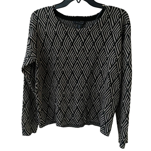 Tahari Geometric Diamond Pattern Knit Button Back Sweater Small Modern Chic - Picture 1 of 4